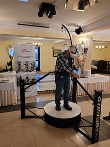 osoba starsza na biezni